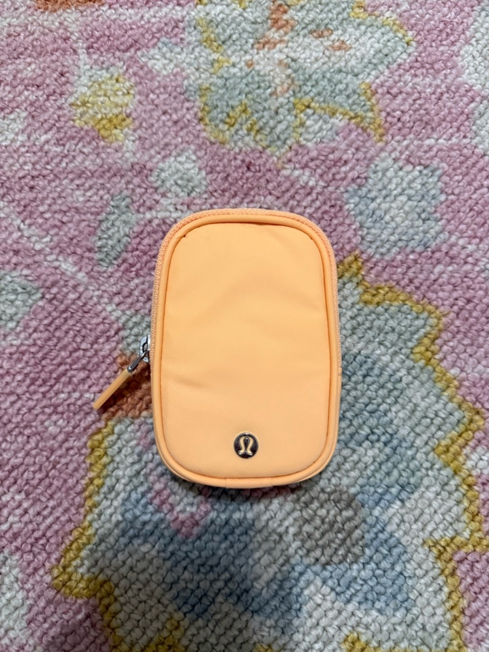 Lululemon Clippable Nano Pouch